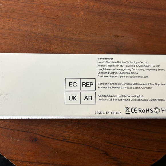 ESR Rebound Series iPad Air 13" (M2, 2024) Magnetic Keyboard Case + Stylus Pen - Picture 4 of 8